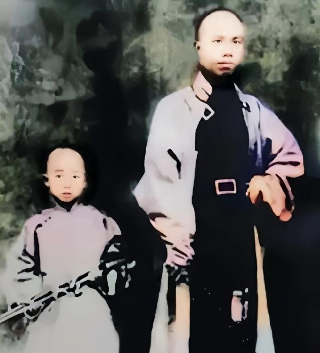 谭嗣同身后事：养子抑郁自杀，孙子成国民党高官，后人中无人从政。为了唤醒民族意识，