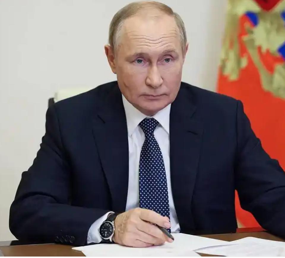 俄罗斯核专家撤离伊朗，才知道的几个细节：1、俄罗斯在伊朗的核工作人员，居然高