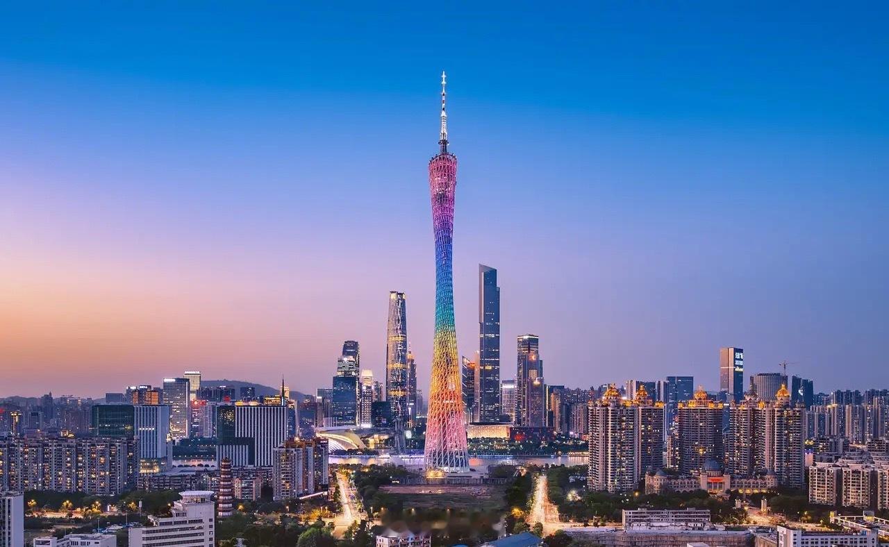 广州市A股上市公司市值十强1.广发证券目前每股21.7元，总市值1698亿元，市