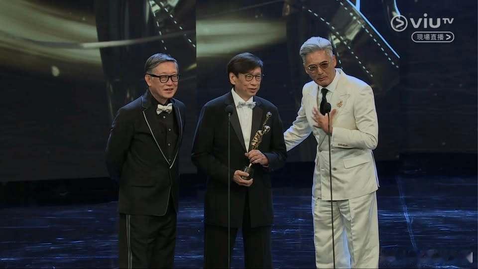 第44屆香港電影金像獎丨终身成就奖：朱家欣香港电影金像奖金像奖第44届香港电影金