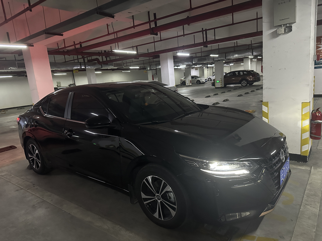 轩逸黑金版用车出现的故障刚买轩逸黑金版的那会，刚提车在路上行驶的时候发现导航没