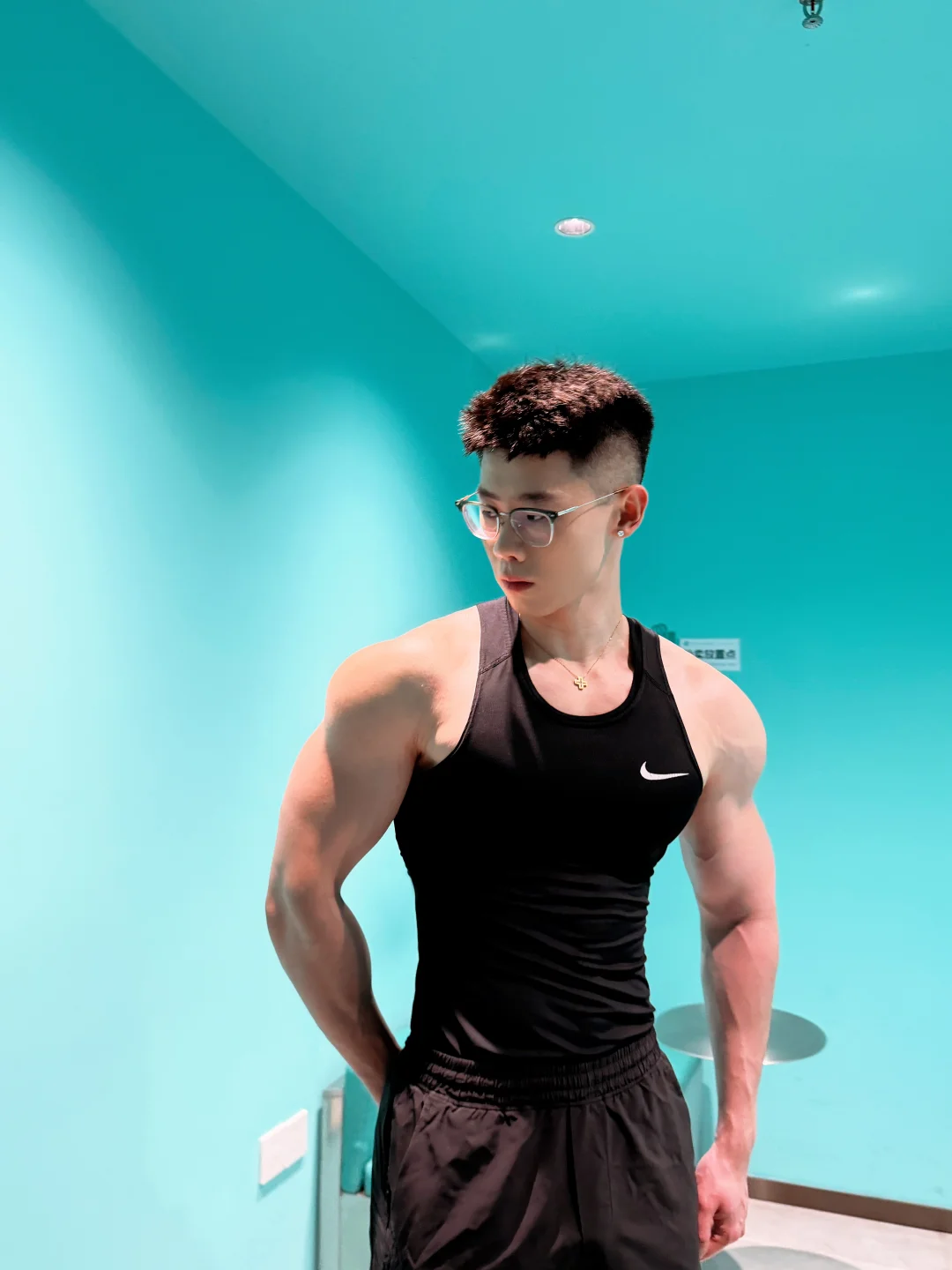 男人的黑丝💦