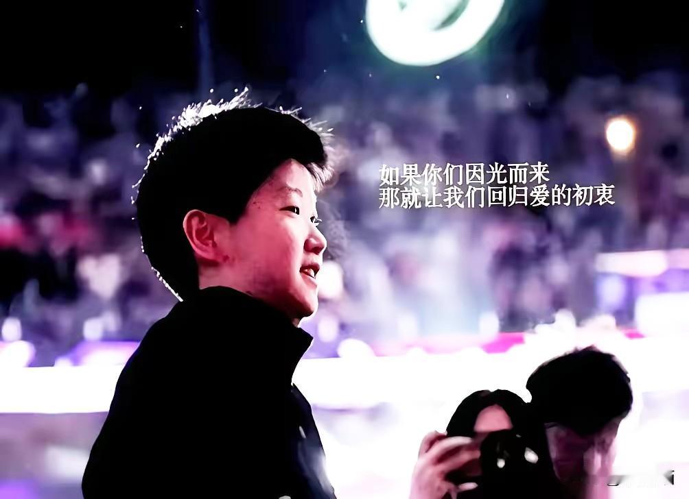 李宁这波换海报操作，哪是调整宣传，分明是把“利字当头”写在了脸上！全红婵成绩