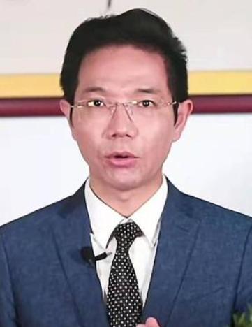 支持李律！李律终于出手维权，终于要讨说法了！李律这回是真生气了。