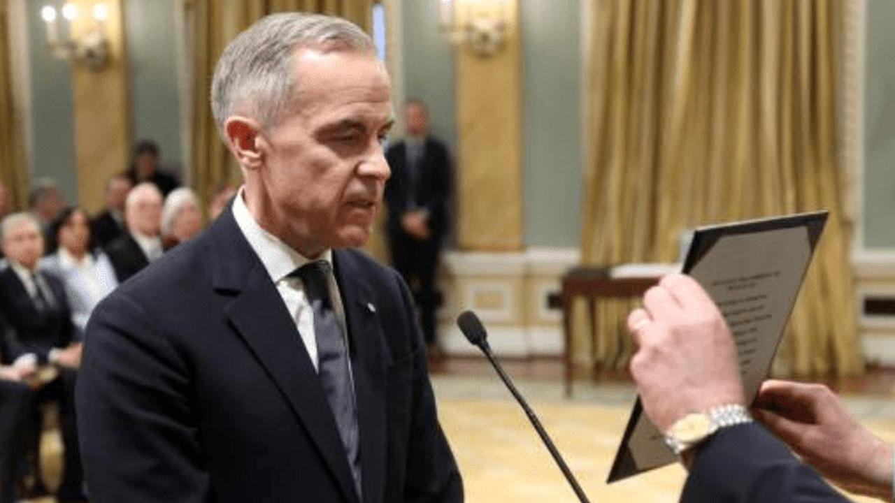 加拿大总理卡尼从中国访问刚回国，加军方针对美军的一个惊天举动，凸显美加关系真的要