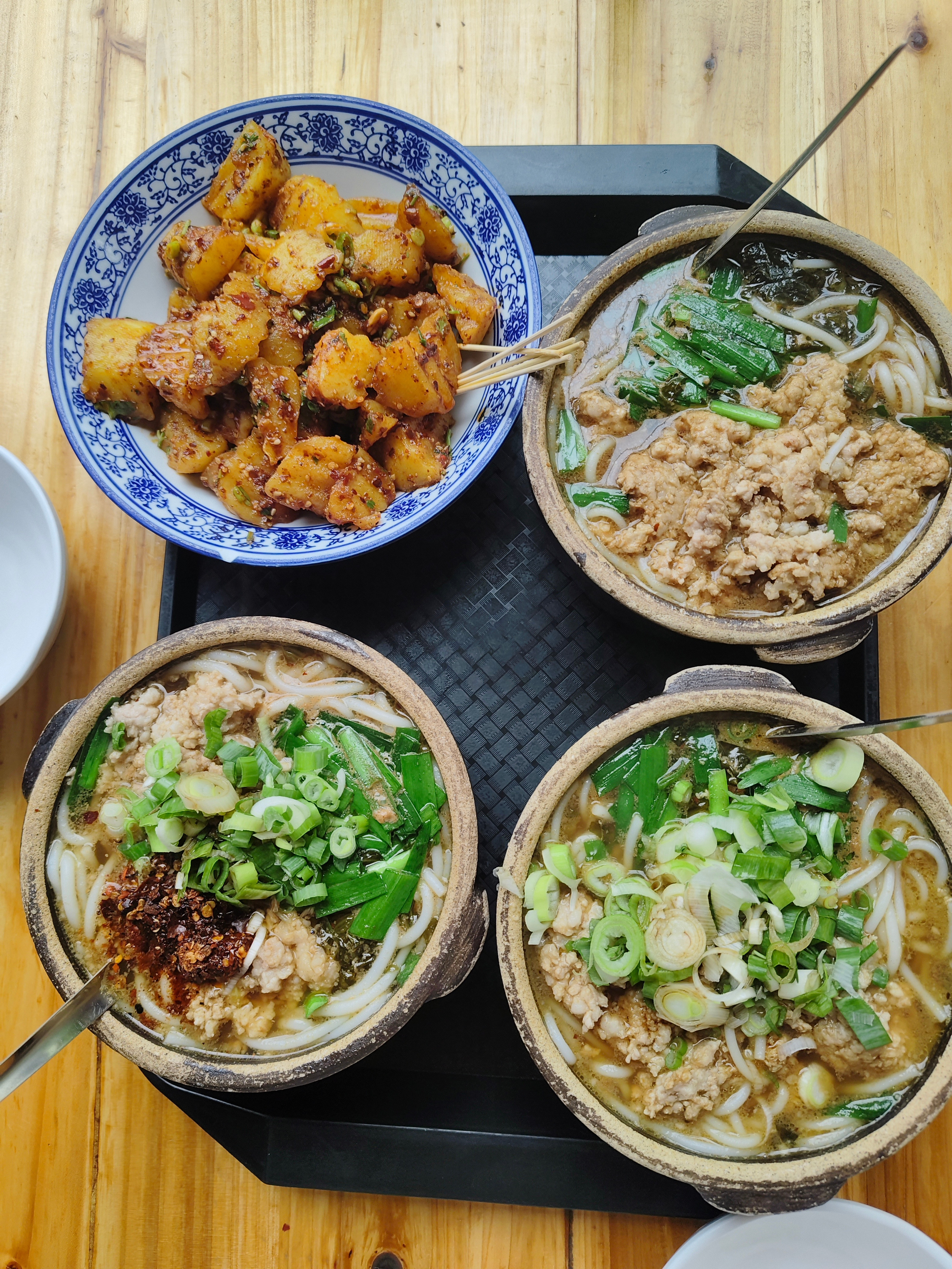 昆明昆明分享昆明生活陶氏的鲜肉小锅米线