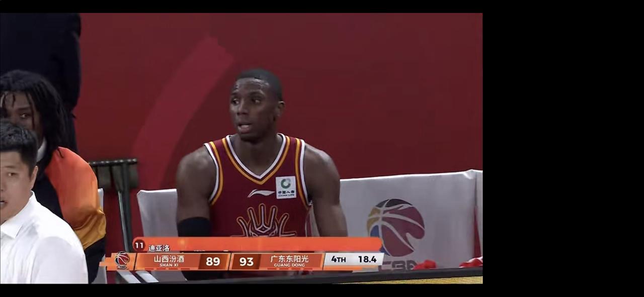 买两个厉害的外援，赢了重建期的广东几场球，就到处说是广东队的克星，你个连总决赛地