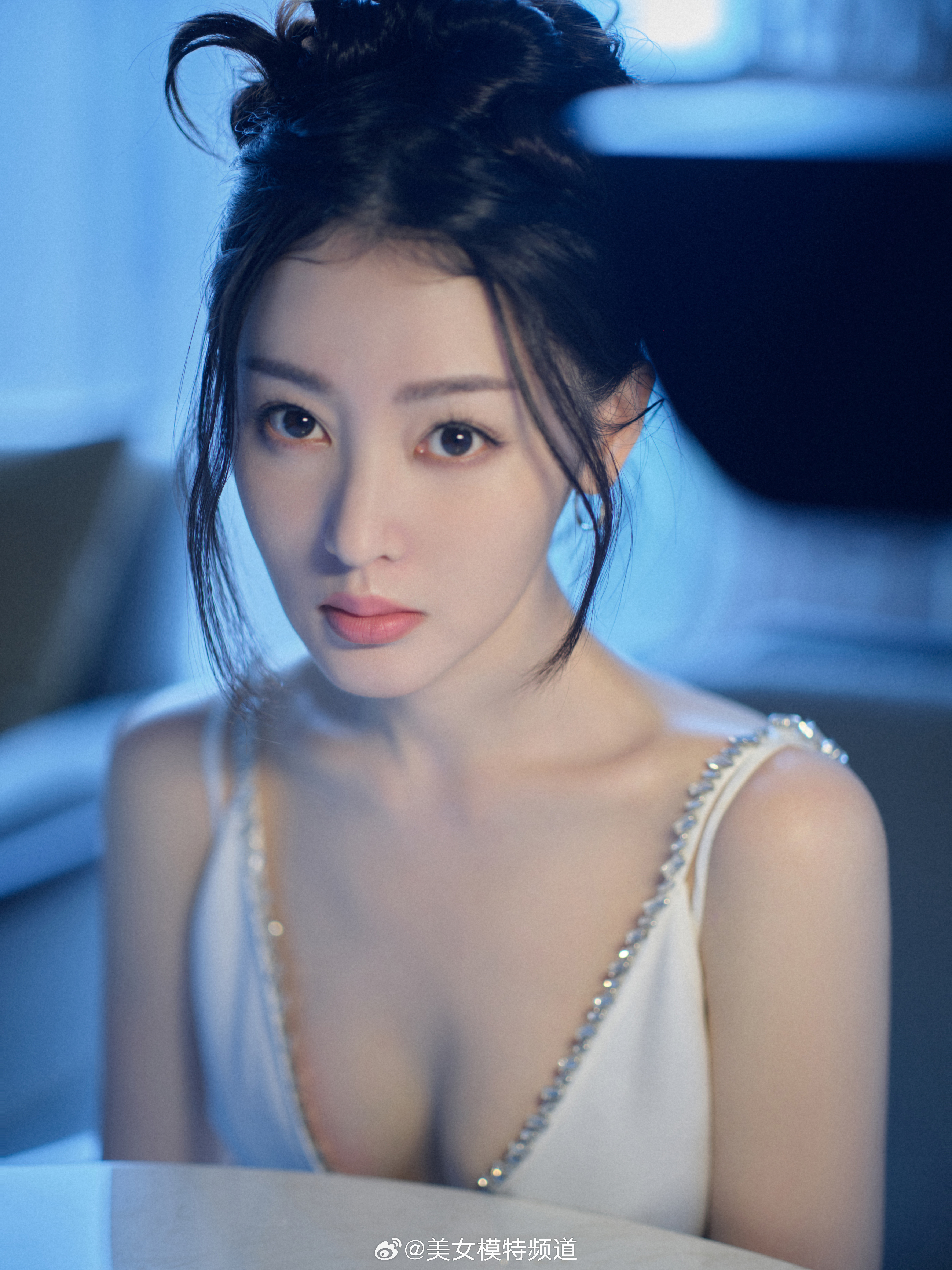 张天爱全新写真大片