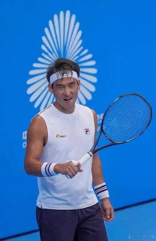 CH75光州🇰🇷首轮布云朝克特4-6/4-6不敌霍姆格伦🇩🇰无缘次轮。上