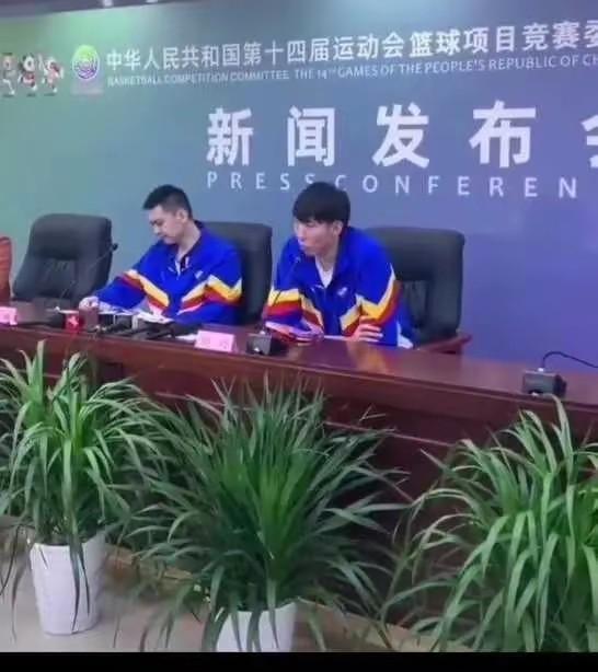 周琦:辽宁培养了我只要球队需要我义不容辞回辽篮效力。赵睿:广东是我第二个家长，