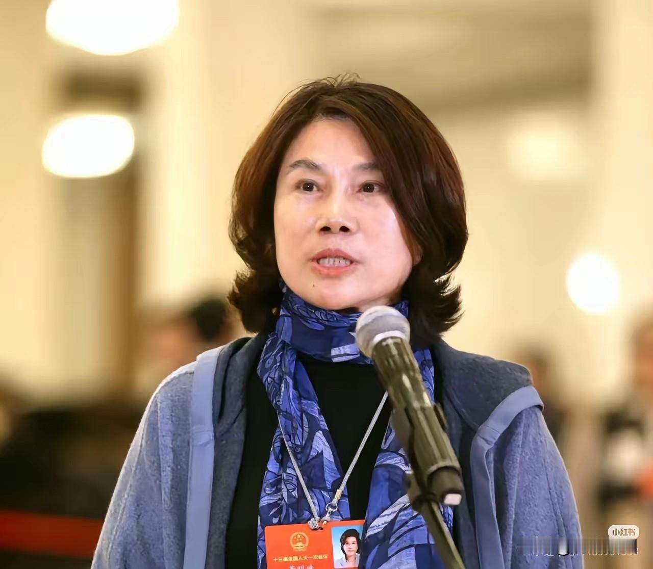 董明珠这次又开炮了，直指家电行业用铝管冒充铜管、压缩机铜线换铝线的黑幕。她说有些