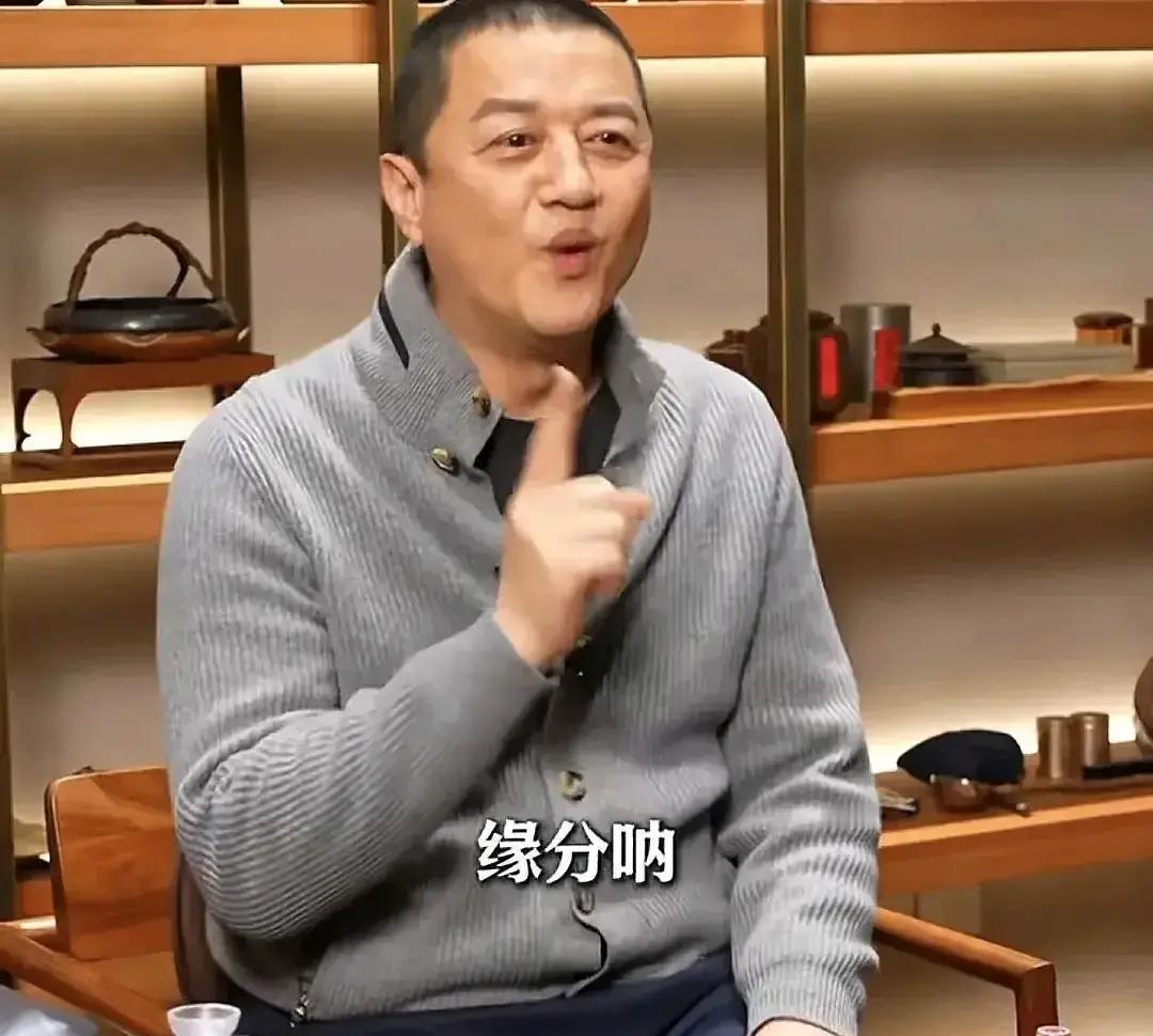 欠5000万的人，银行和明星为什么还抢着帮他？因为他的还款记录，从未中断过一天