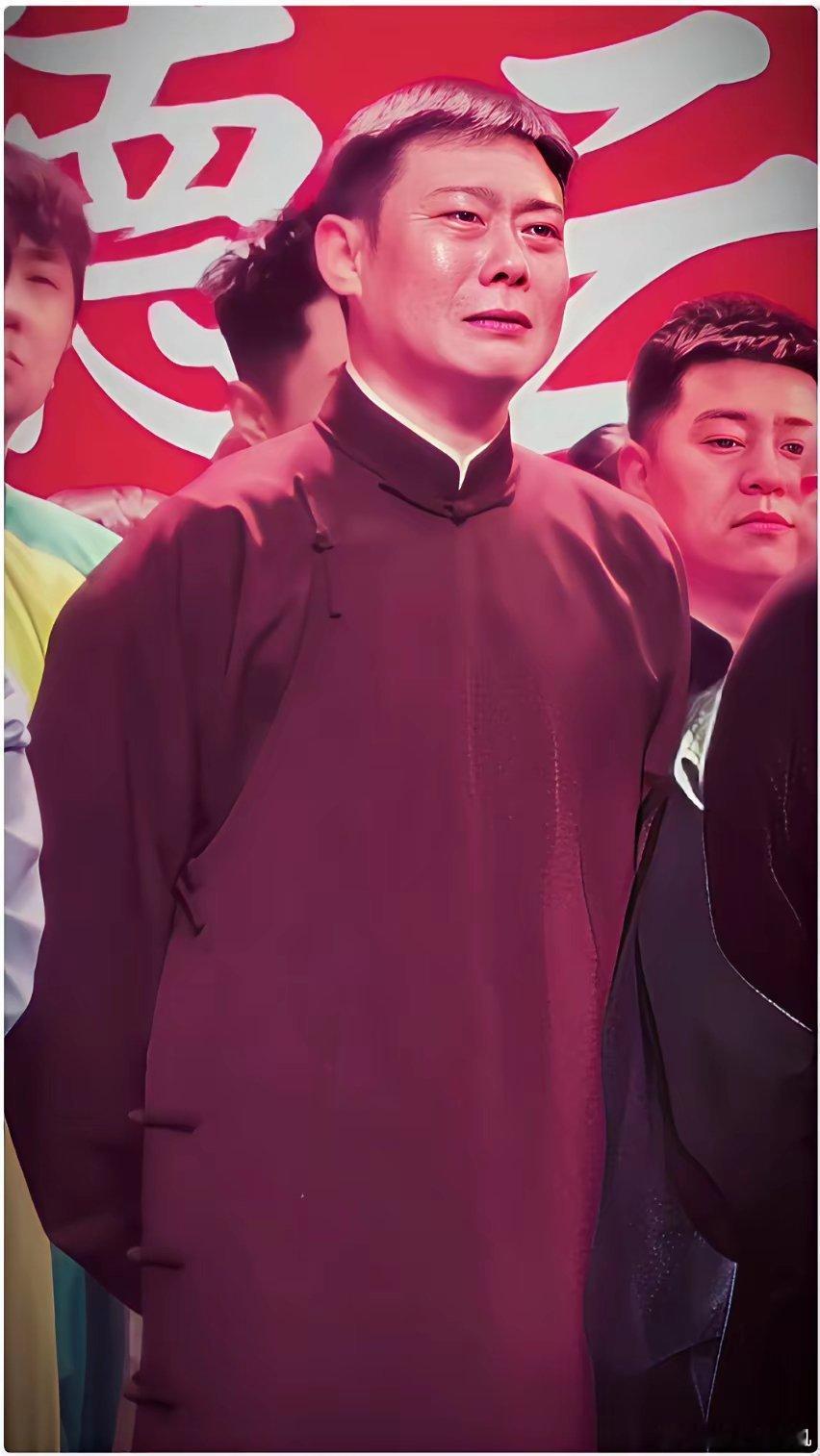 太心疼了！终于明白！为什么栾云平在今年的德云社封箱大会上哭成泪人了。不是因为孙越