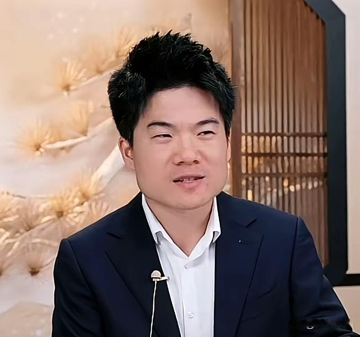 董宇辉在直播时说，公司已经600人了，主播从去年到现在还没招够。这话包含了下面
