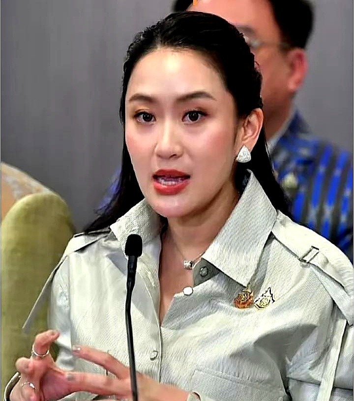 女总理硬扛危机天呐，最近泰国政坛简直就像开了锅！佩通坦这