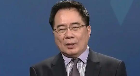 日前台湾名嘴蔡正元在一档节目中，关于对蒋介石的灵柩，移回大陆之事，说大陆不大气，