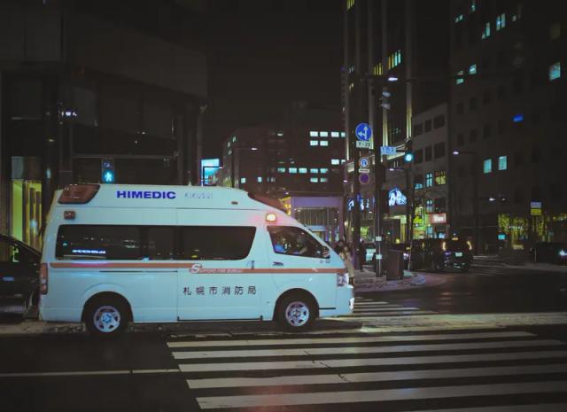 札幌街头遇袭，我们这些在日中国人还安全吗？2月18日，北海道札幌。一名从香港