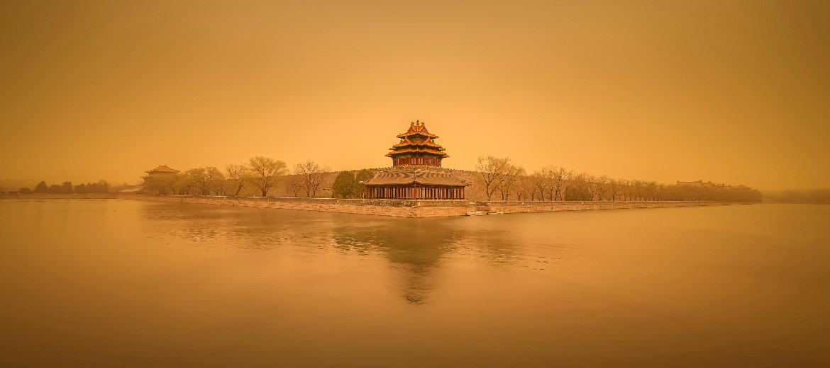 沙尘暴北京沙尘暴北京的沙尘暴是多大啊，朋友和我说北京的天都是黄色的了..，还刷到