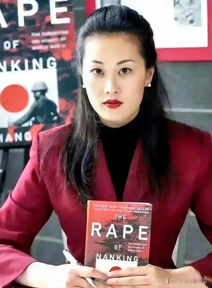 张纯如，20世纪最伟大的女性，看到的请为她点赞！张纯如，1968年3月出生在