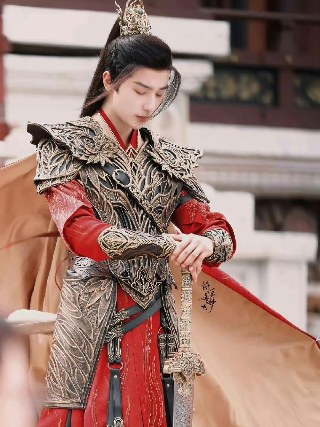 《暗河传》八大武功绝学排名，第一名实至名归！第八，苏暮雨——十八剑阵第七，白