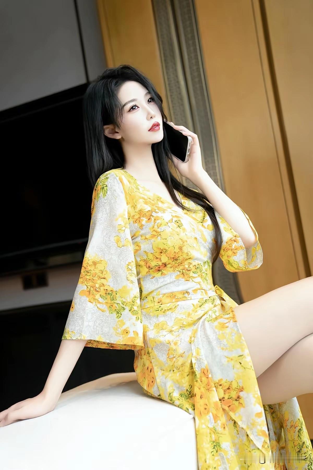 黄色裙子而已，为什么有人将其称为战袍，这是什么意思？黄系吊带裙黄裙装黄颜色