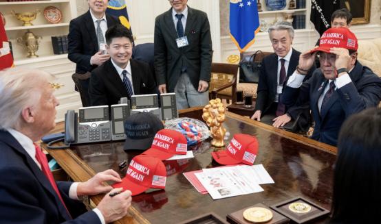 日本有“制华礼包”，我们有“打狗棒法”，“献媚”特朗普的后果，会让石破茂悔不当初