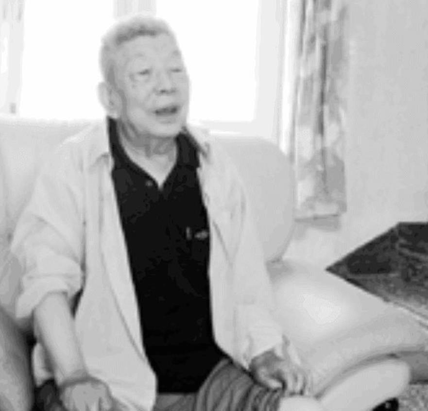 上世纪70年代，舟山基地司令李静少将接受隔离审查，由专案组穆组长负责调查他的所谓