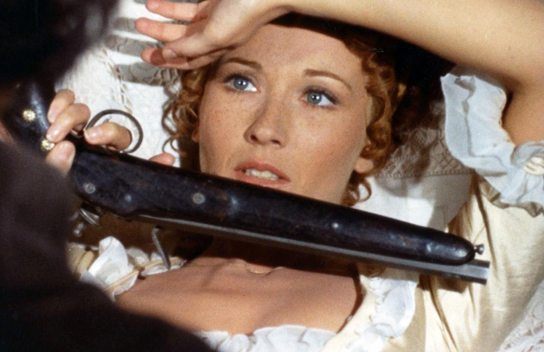 安利一位法国女演员——玛尔琳·若贝尔她是伊娃·格林的妈妈🐰，出演过数十部法