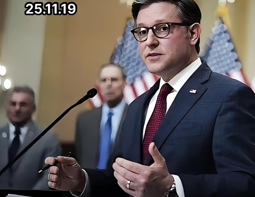 奇了怪了！以前总爱在全世界挑事、嘴巴不闲着的特朗普，突然变得安静了。没了他的