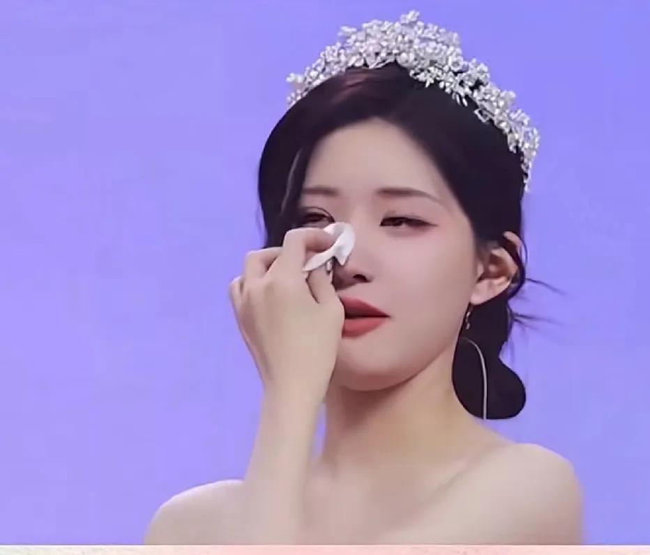 赵露思真是糊涂呀，怎么就不向鞠婧祎取取经呢？曾丝芭向鞠婧祎索要1.2亿天价违