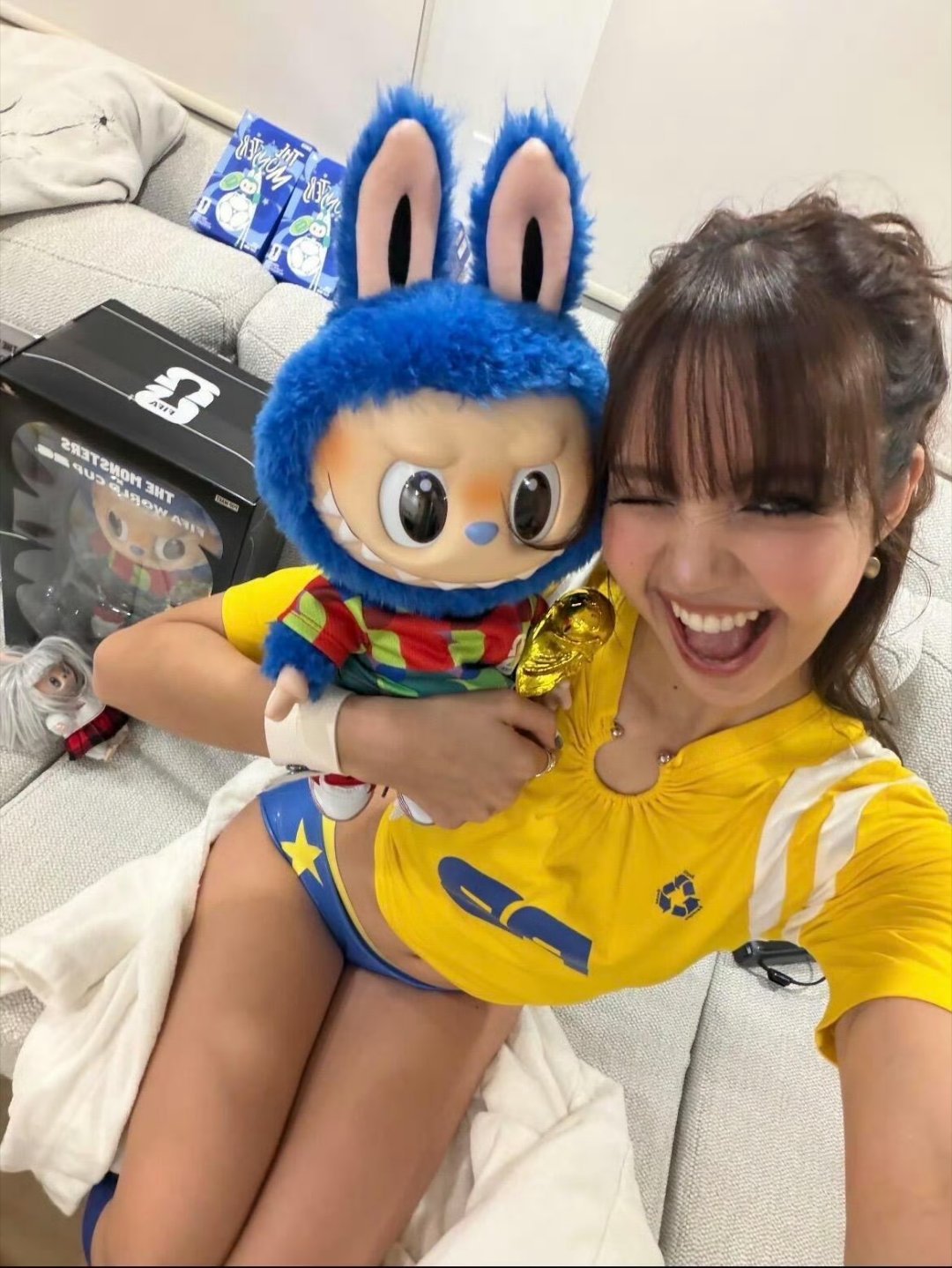 Lisa否认带火LABUBULisa这张好可爱哇