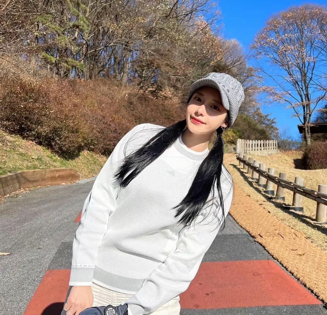 一点不冷。ootd穿搭希林娜依高穿搭anna田中杏奈穿搭