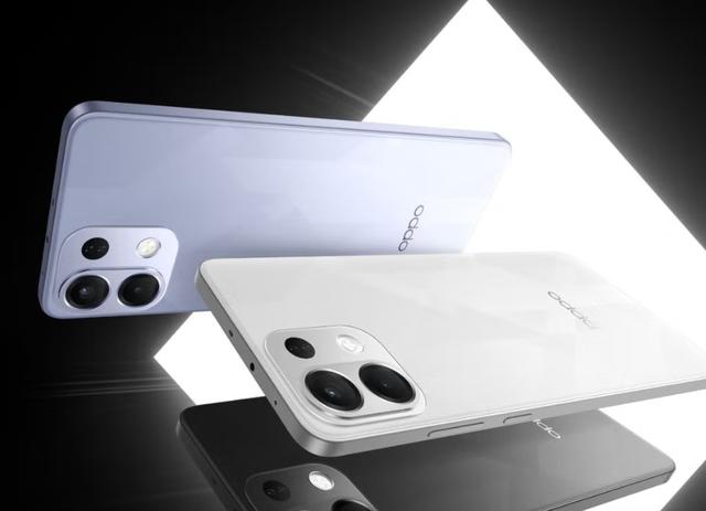 7000毫安电池，简直就是“续航狂魔”。我就简单说说，以前5000毫安