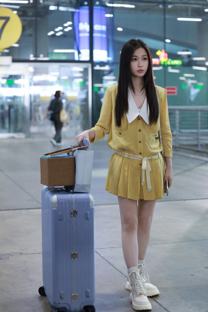 虞书欣被油吓退在双轨callback了姜暮被油锅吓退名场面绝了！和虞书欣综艺里