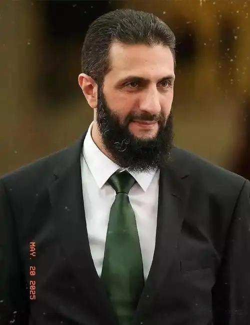 惊天反转！朱拉尼白宫见特朗普不是洗白，竟是“叛逃式换山头”？谁能想到，朱拉