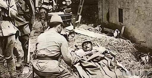 1939年，曾大肆屠杀南宁百姓的日军少将中村正雄被击中腹部，身受重伤，军医为了取