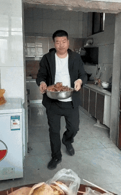 此刻，你知道大哥心里在想什么吗？