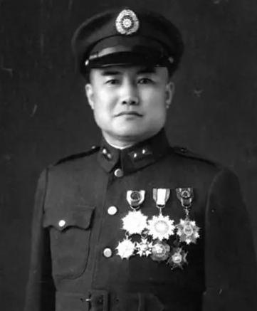 1948年，国民党中将周福成的女儿专程来到沈阳劝父亲投诚，谁知，周福成勃然大怒，