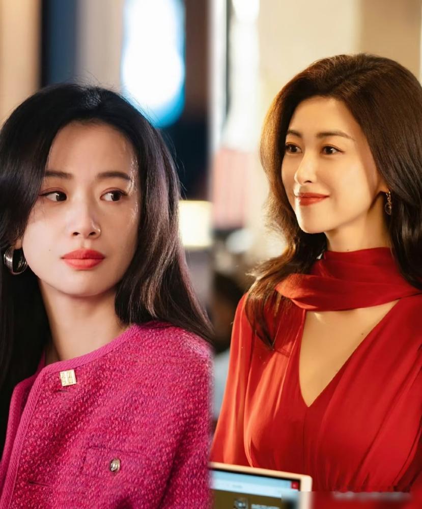 别再惋惜朱珠那颗痣了。我告诉你，那不是医美，那是一场在她35岁时，就策划好的