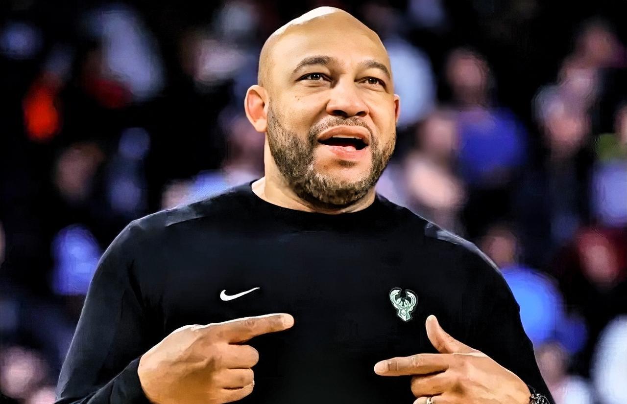 前湖人主帅哈姆机会来了！今日，据消息人士透露，在鹈鹕寻找主教练的过程中，达尔文