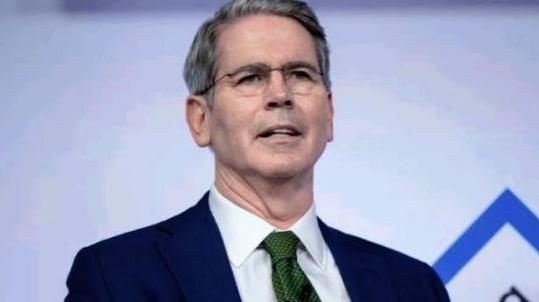 不让光刻机进中国，可以；把中国踢出国际空间站，可以；给中国电动车加100%的关税