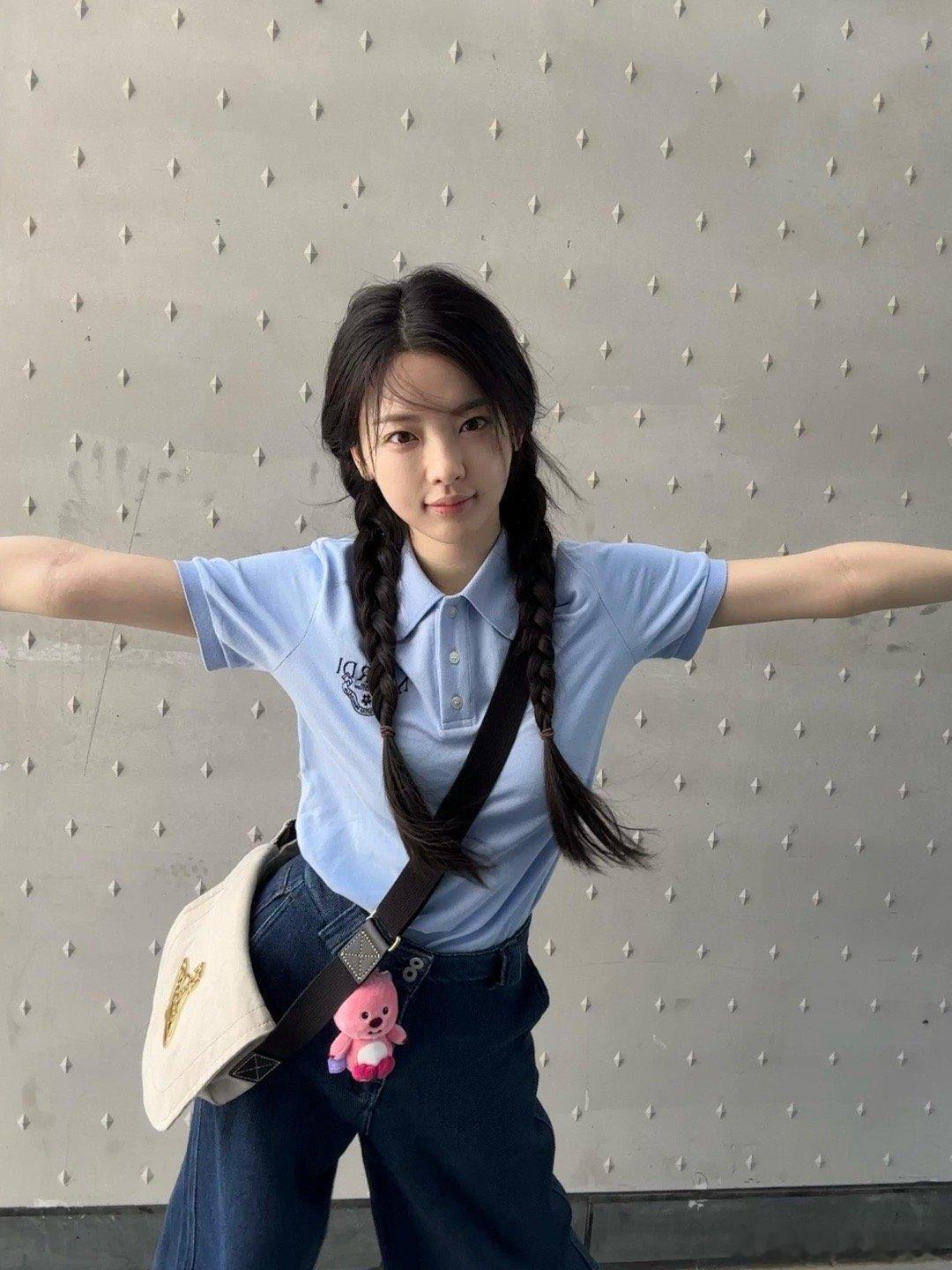 杨超越动漫里的元气少女来到现实啦！双马尾卡哇伊捏～杨超越｜​​​