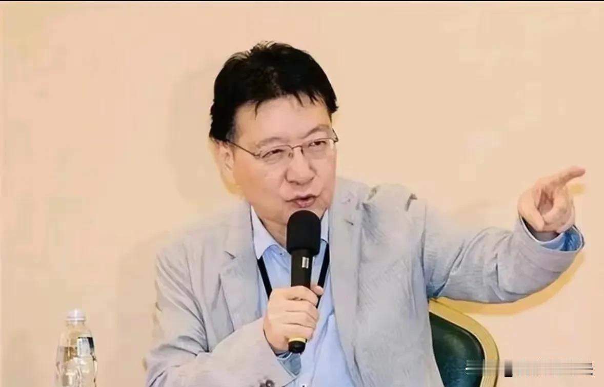 唐湘龙在赵少康节目上说了段大实话，赵少康当场接不上话。唐湘龙做客赵少康的节目