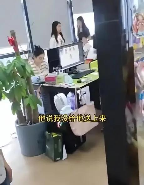 一顿28块的外卖，吃没了一份年薪35万的工作，这账怎么算都是血亏！可杭州这位98
