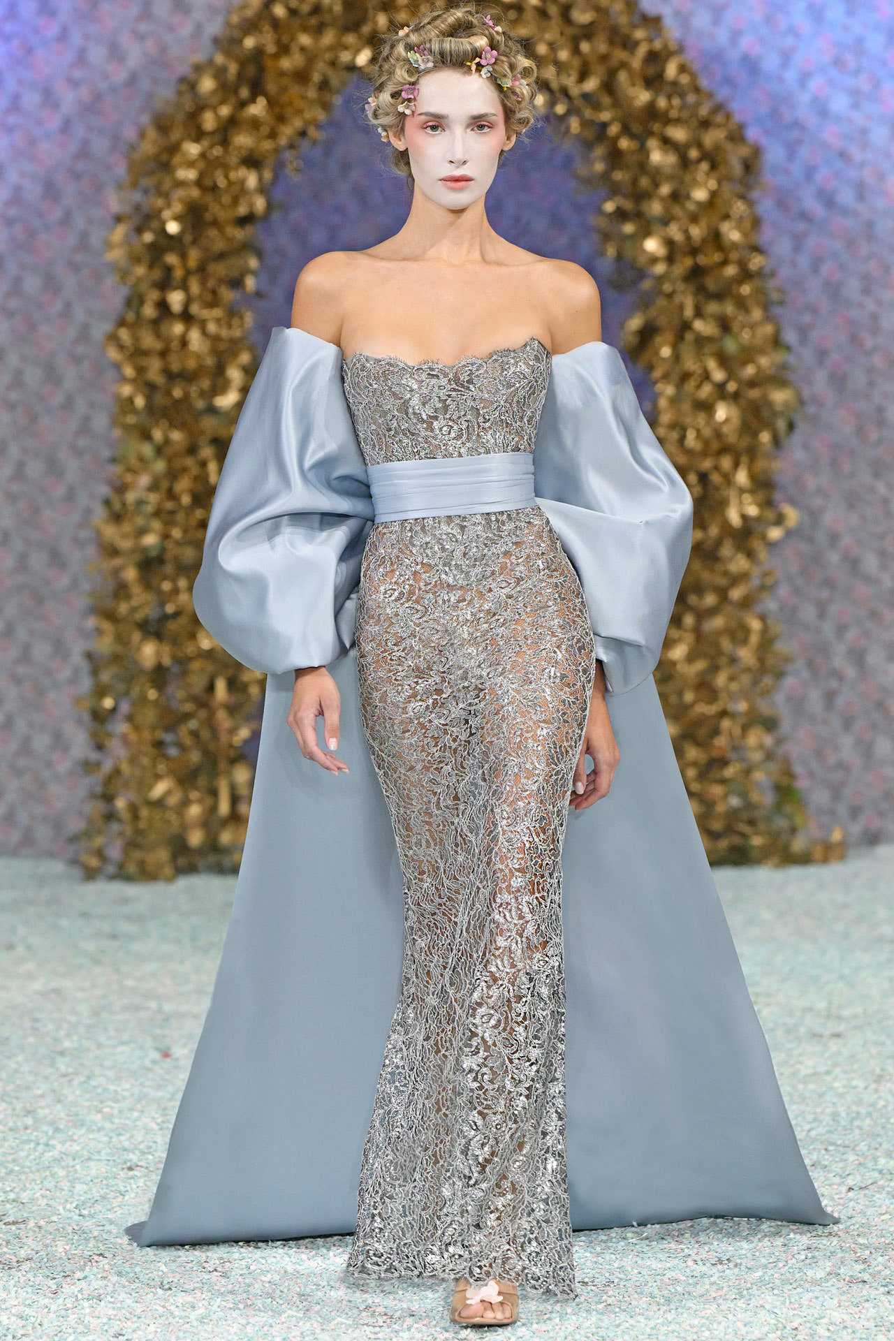 杨幂｜品牌活动以一身AADVENIK2026春夏系列裙装搭配Chopar