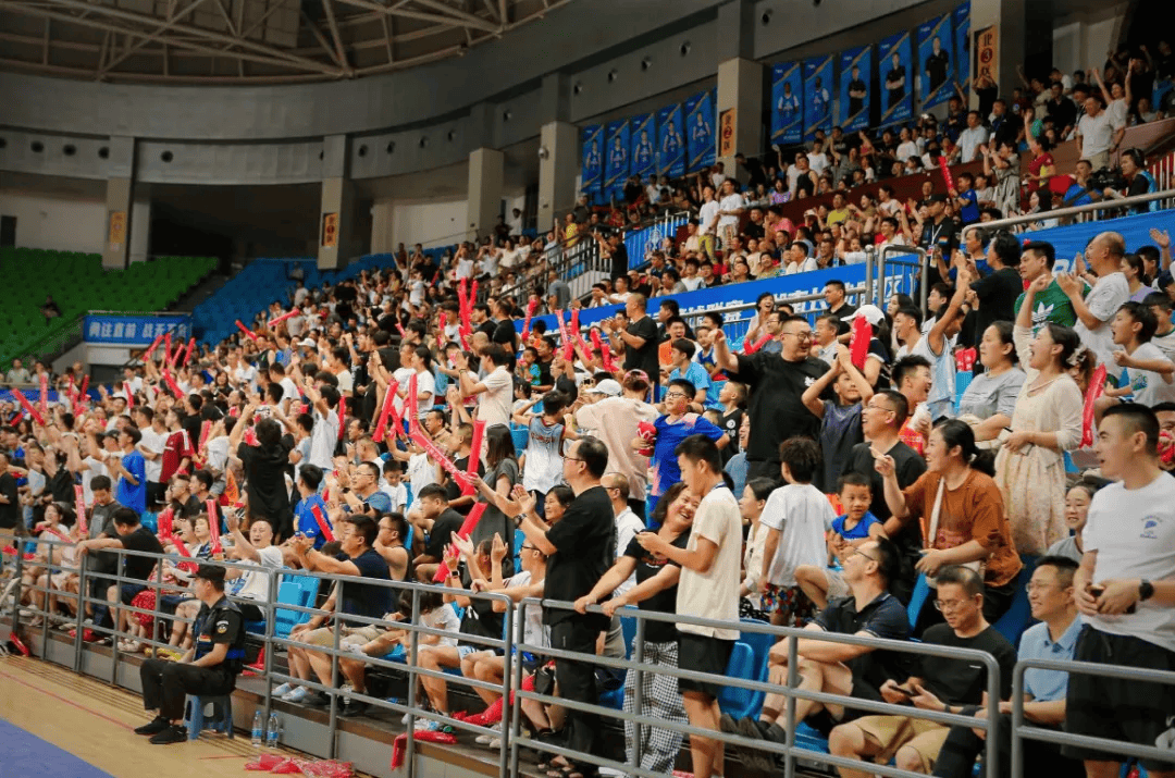 长沙勇胜发布新赛季首战前瞻: 汉普顿与帕斯卡尔直接对话