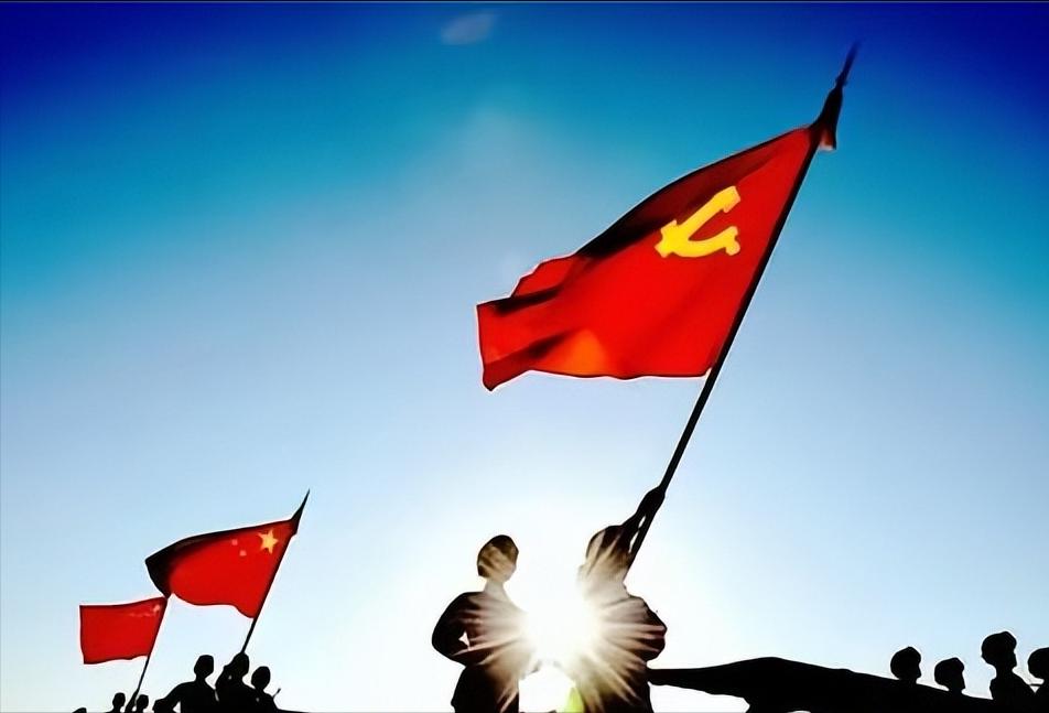 解放军有个传统的战法，永远也不会变。这个战法就四个字：打歼灭战。啥意思？就是