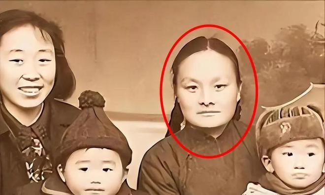 1998年，79岁的保姆刚洗完碗，从小看大的主家大儿子忽然开口：“您年纪大了，我