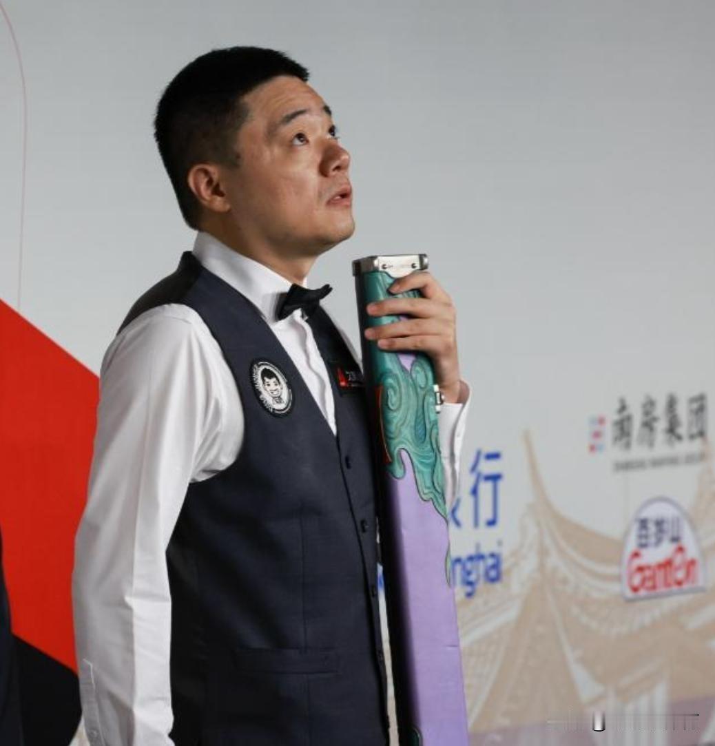 连着输给赵心童，看完丁俊晖赛后采访，心里挺不是滋味。场上不少球看得出手感不差，