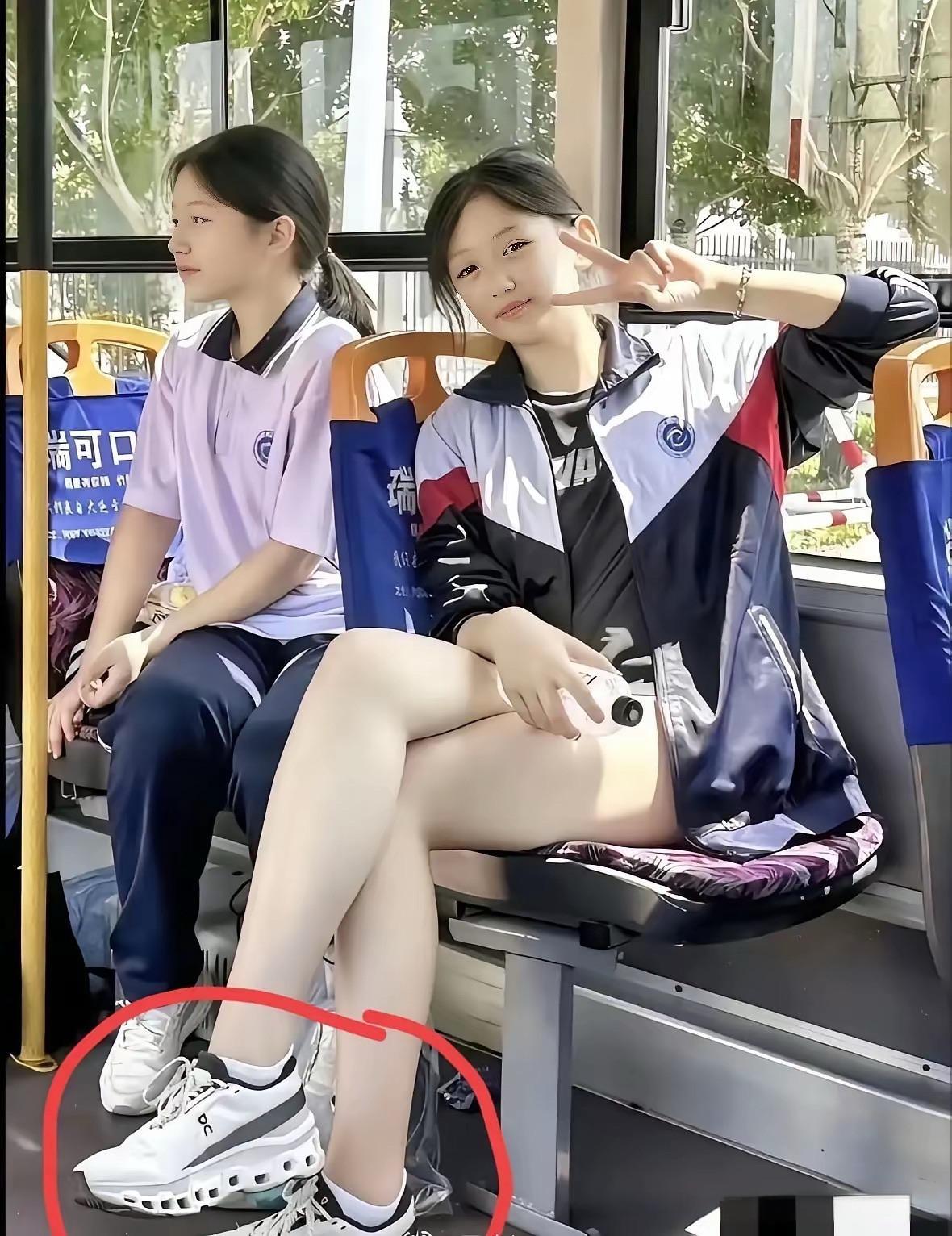 这鞋什么品牌啊